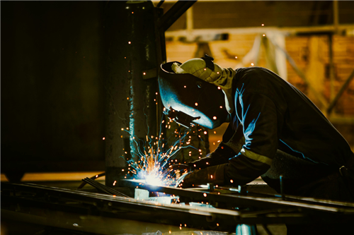 Promuovere l'industria meccanica